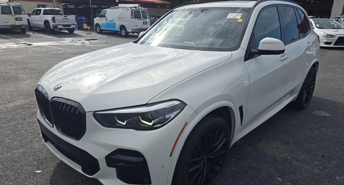 Used 2022 BMW X5 sDrive40i w/ M Sport Package
