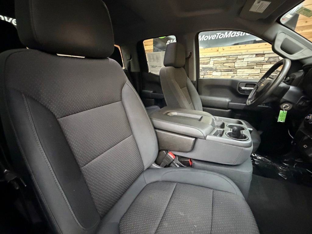 Used 2019 Chevrolet Silverado 1500 Custom w/ Custom Convenience Package image 16