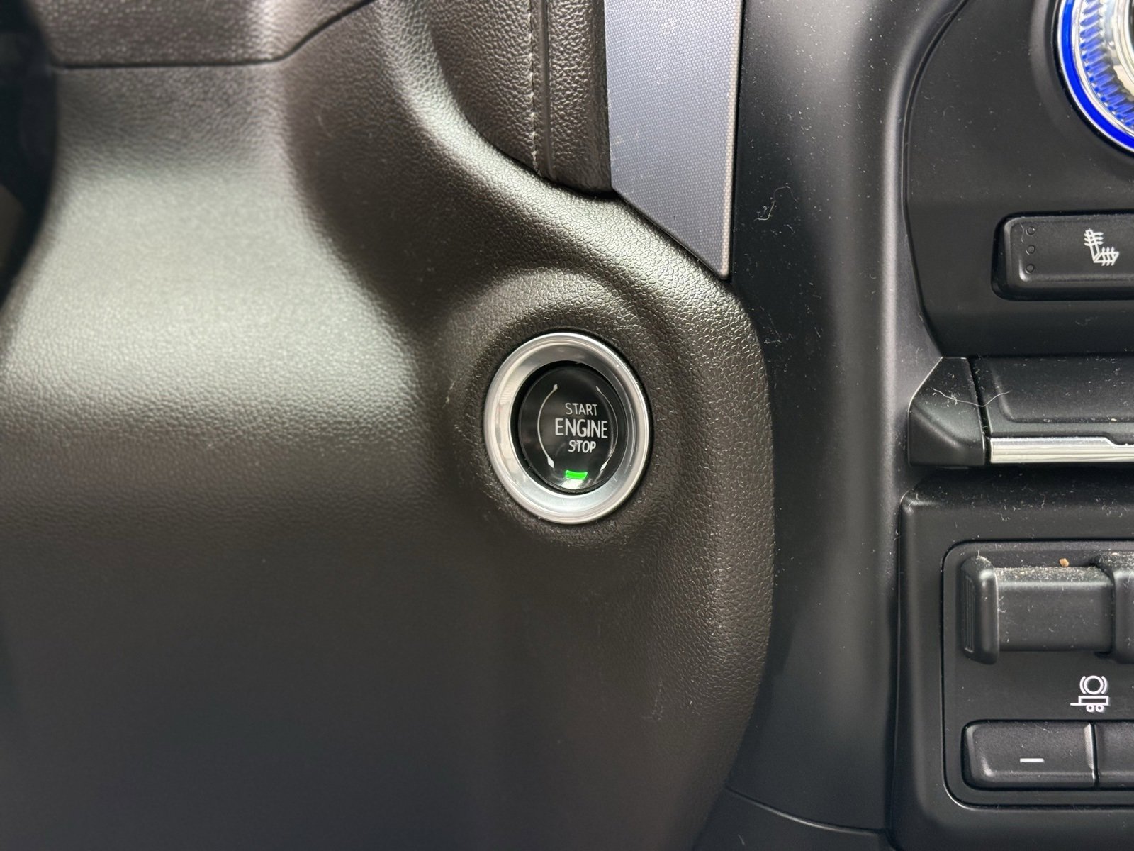 Used 2019 GMC Sierra 1500 SLE w/ SLE Value Package image 25