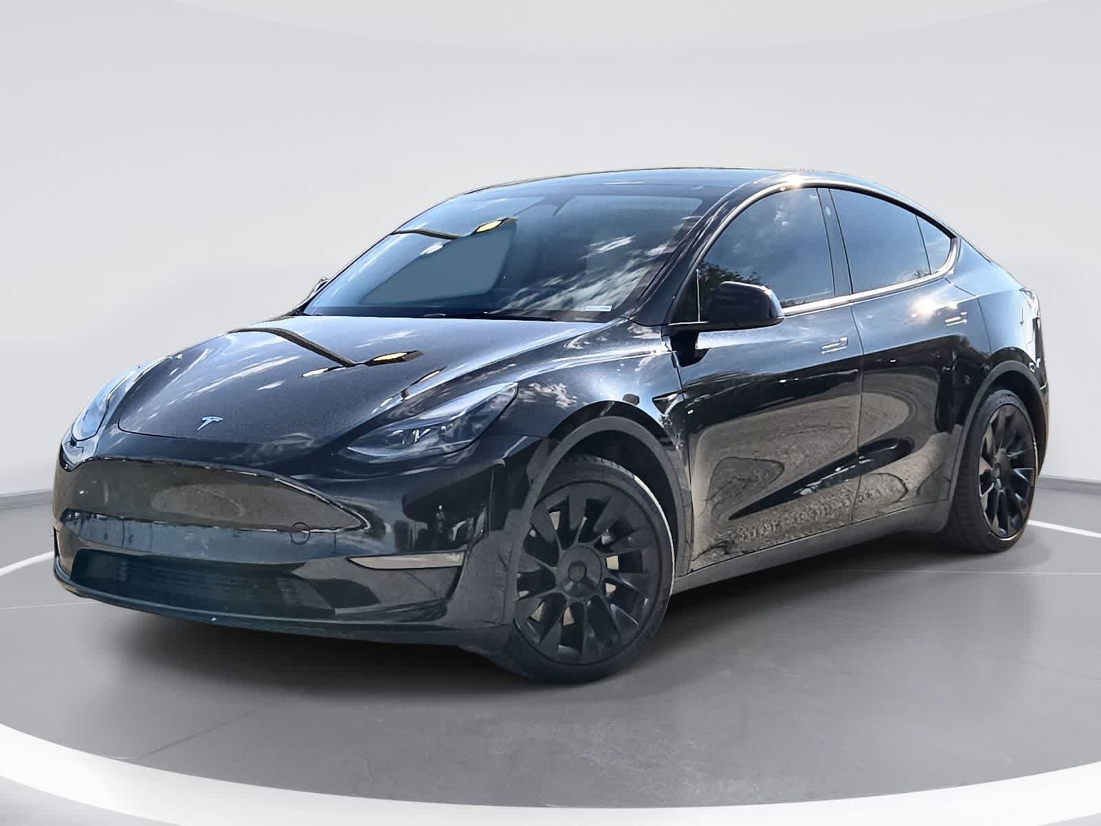 Used 2023 Tesla Model Y Long Range AWD/4WD image 1