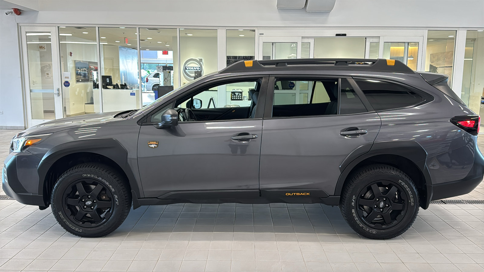 Used 2023 Subaru Outback Wilderness w/ Wilderness Package AWD/4WD image 8