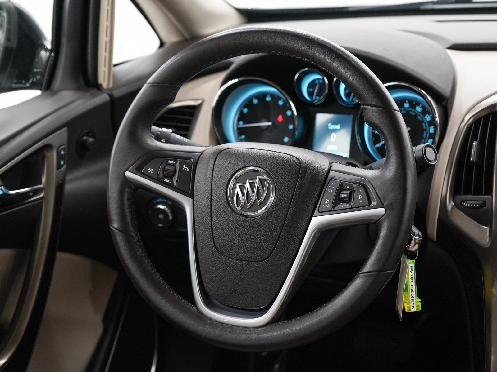 Used 2014 Buick Verano FWD image 14