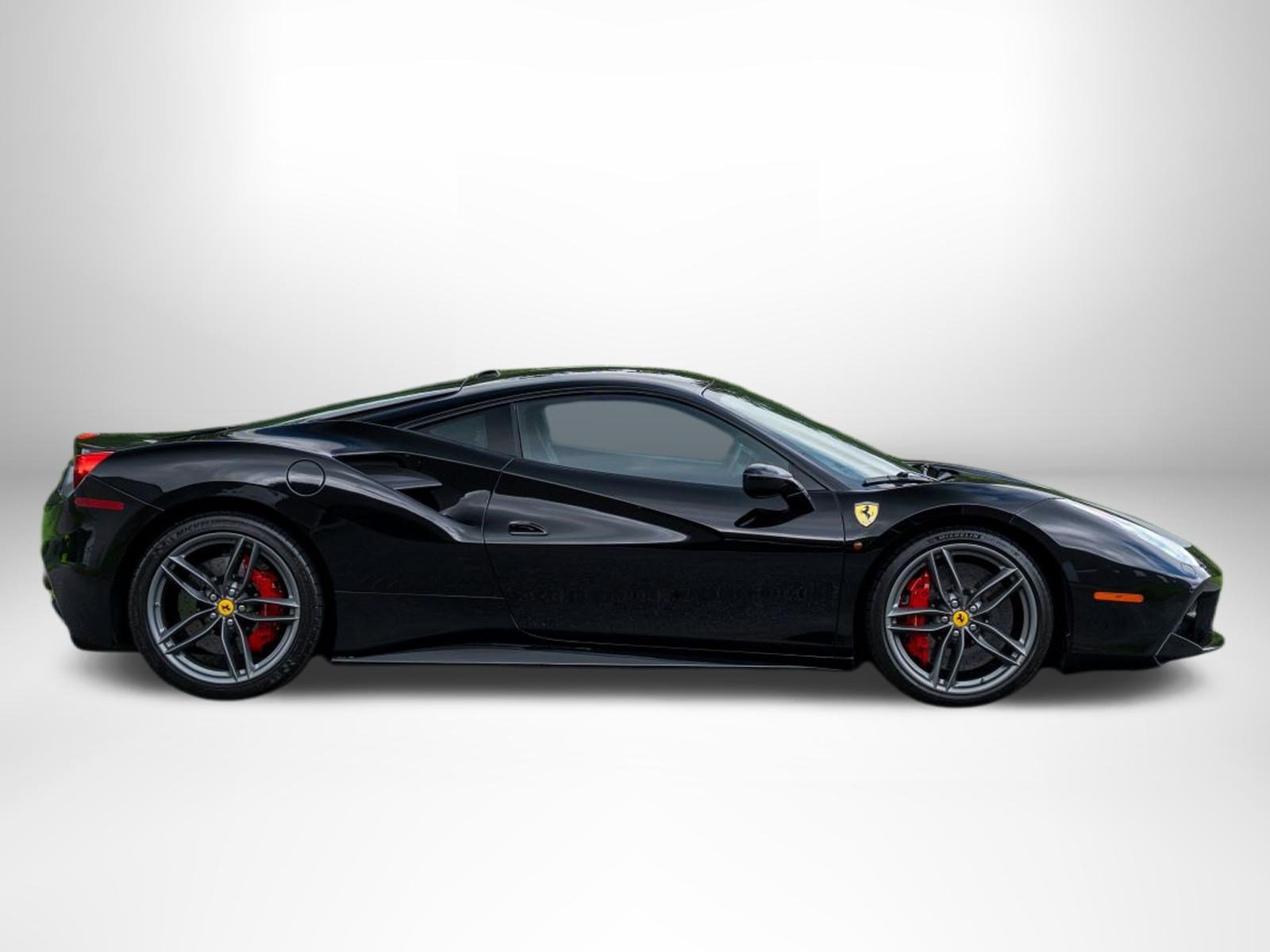 Used 2018 Ferrari 488 GTB RWD image 6