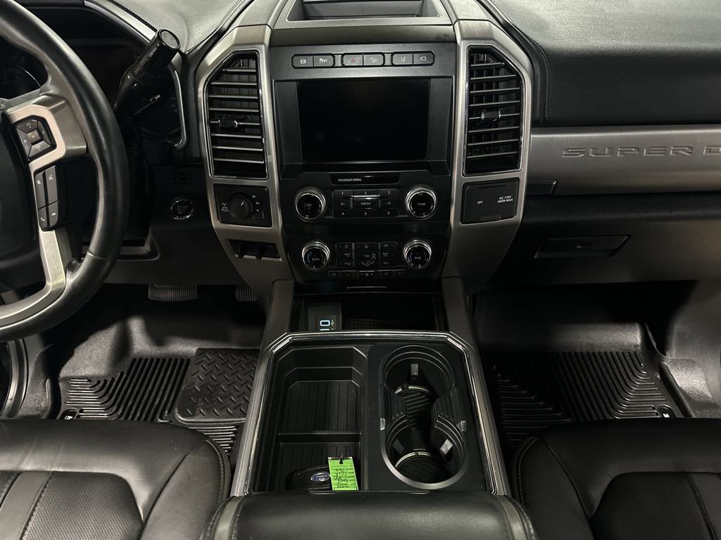 Used 2019 Ford F350 Platinum w/ Platinum Ultimate Package image 17