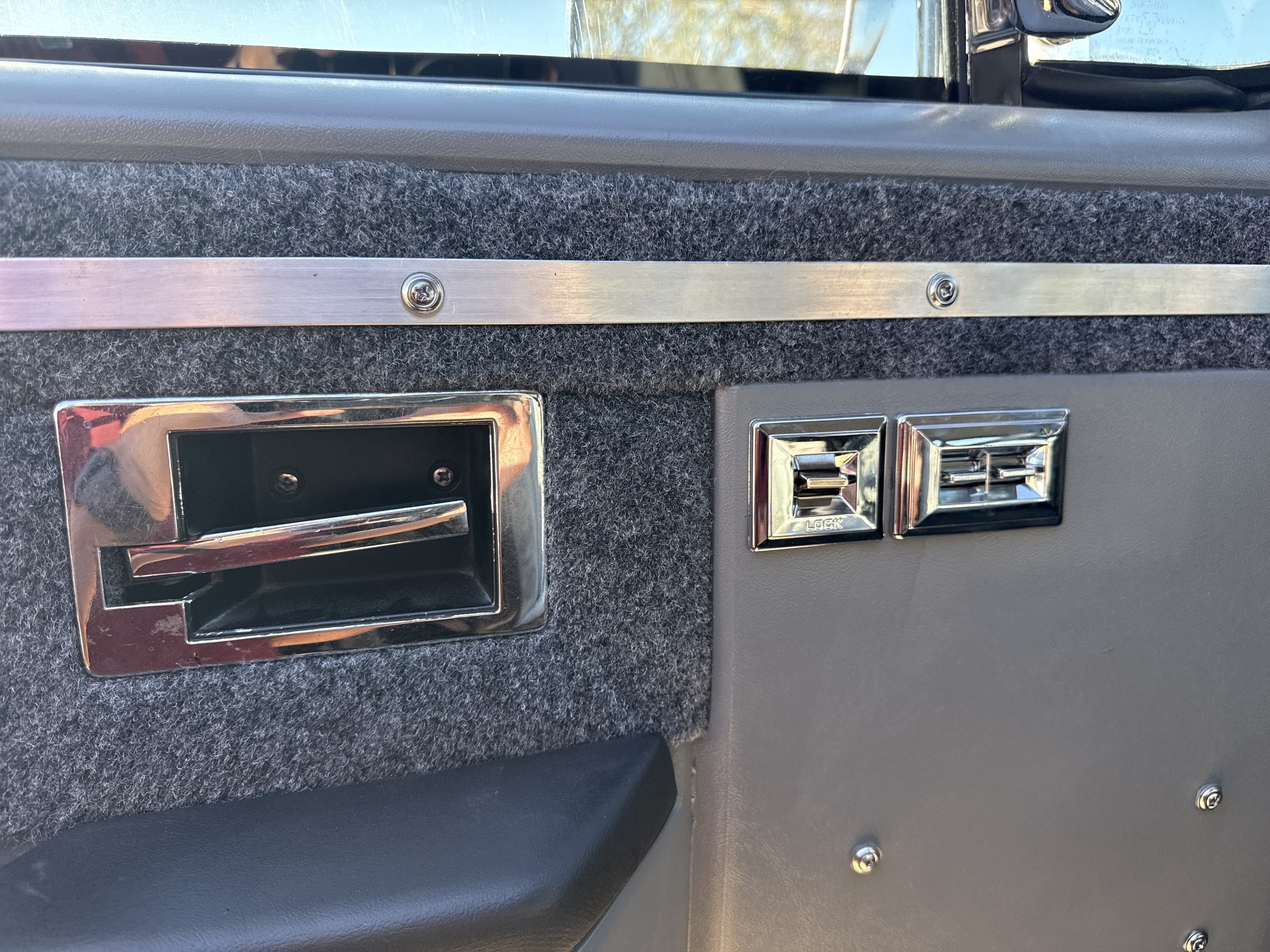 Used 1988 Chevrolet Blazer 4WD image 11
