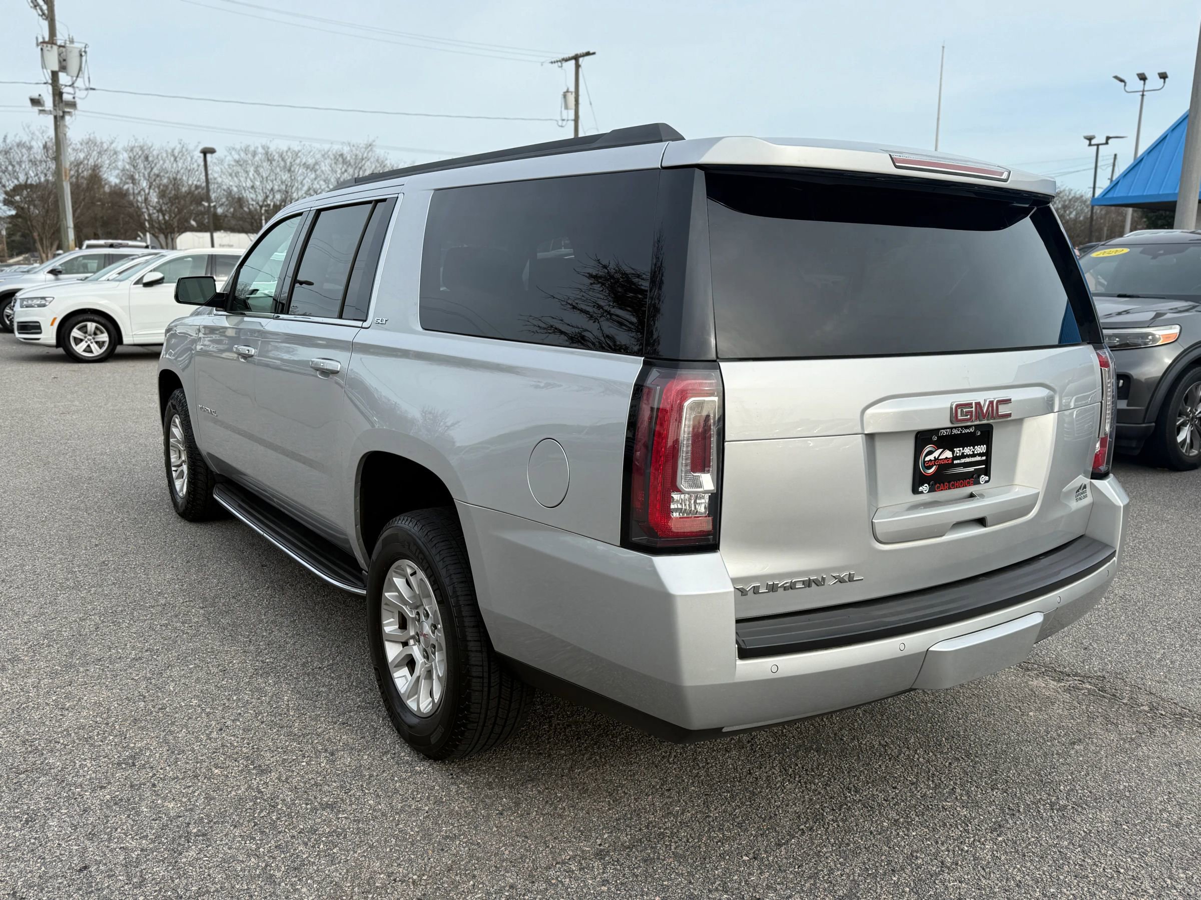 Used 2018 GMC Yukon XL SLT w/ Open Road Package image 9