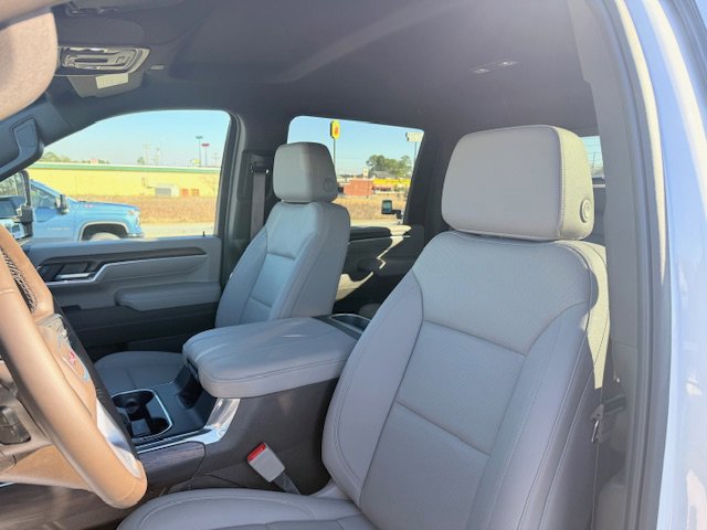 Used 2025 GMC Sierra 2500 SLT w/ SLT Premium Package image 14