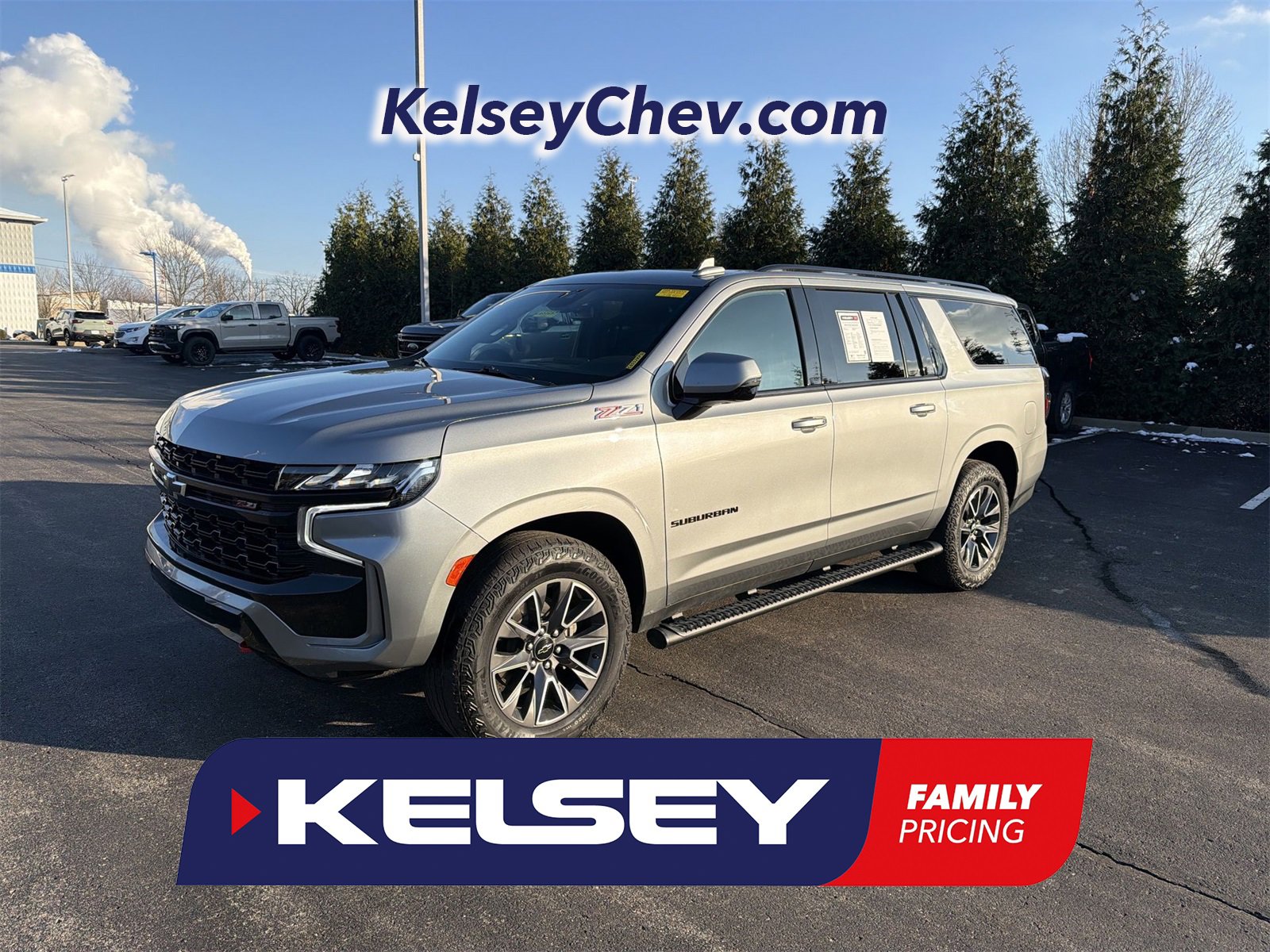 Used 2023 Chevrolet Suburban Z71 w/ Luxury Package image 1