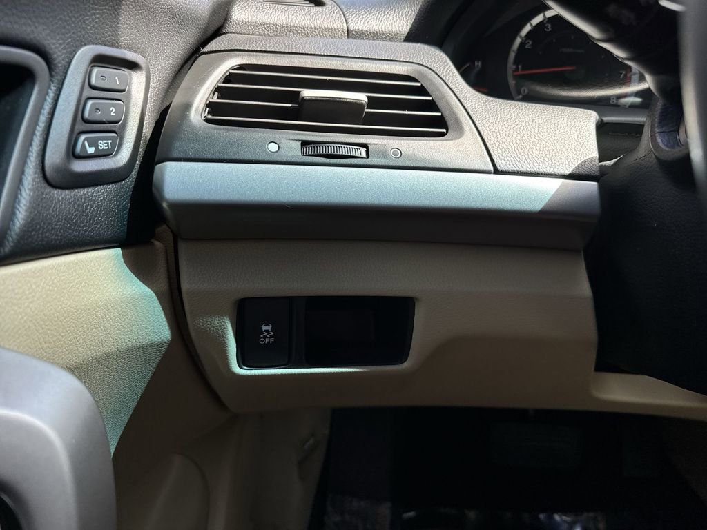 Used 2012 Honda Accord EX-L image 53