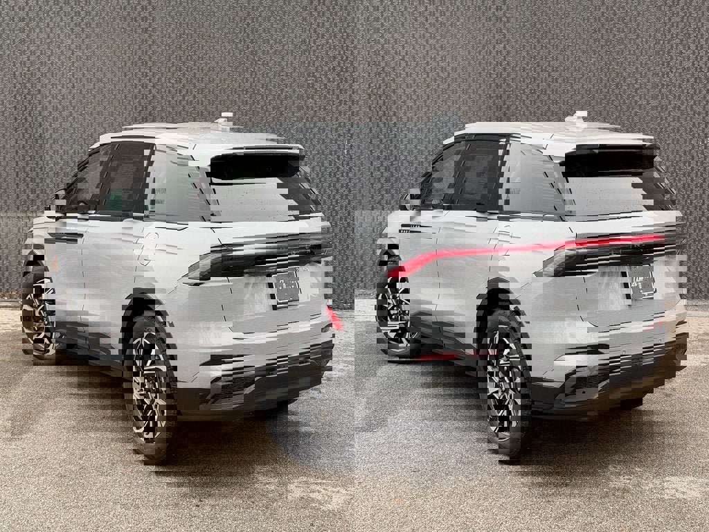 New 2026 Lincoln Nautilus Premier w/ Equipment Group 102A image 4