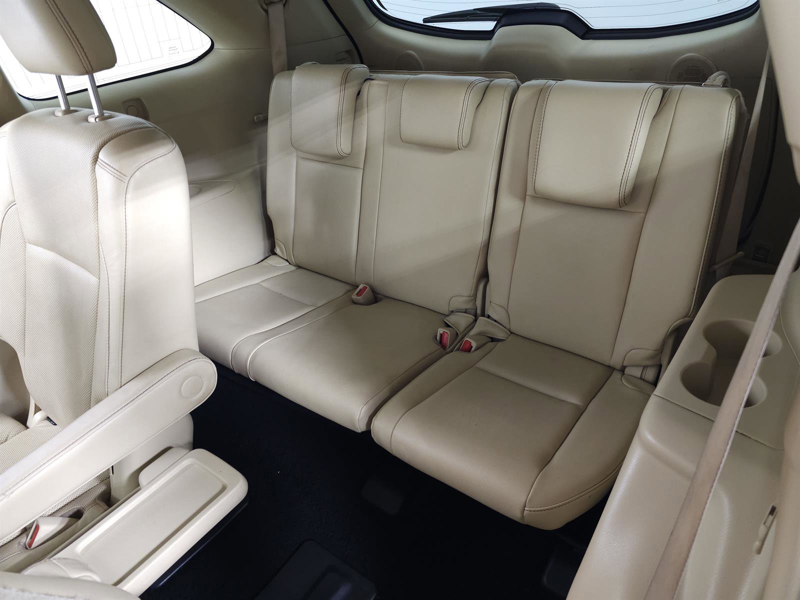 Used 2017 Toyota Highlander Limited AWD/4WD image 31