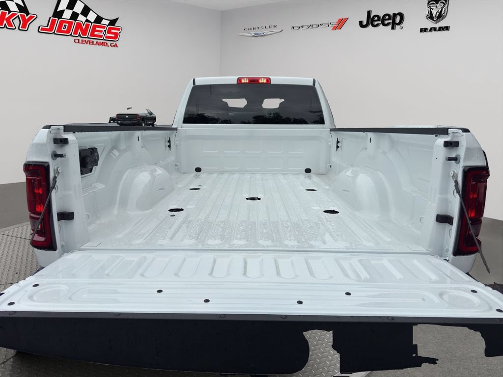 New 2026 RAM 3500 Tradesman w/ Chrome Appearance Group A AWD/4WD image 9