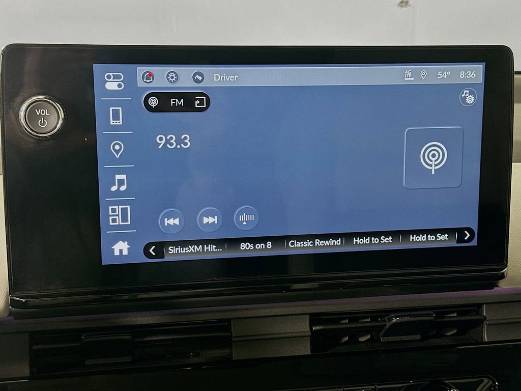 Used 2024 Honda Prologue Touring image 15