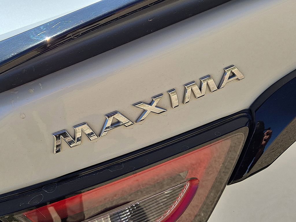 Used 2023 Nissan Maxima SR w/ Sport Mat Group image 13