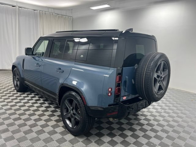 Used 2023 Land Rover Defender 110 X-Dynamic SE AWD/4WD image 6