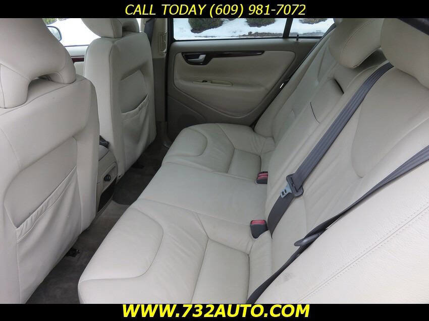 Used 2004 Volvo S60 2.5T FWD image 9