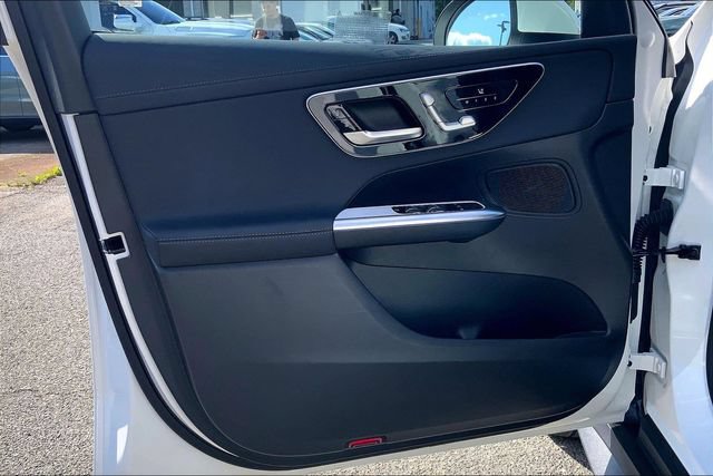 Certified 2025 Mercedes-Benz GLC 300 4MATIC w/ AMG Line image 18
