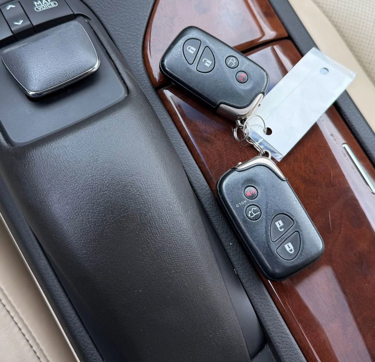 Used 2013 Lexus RX 450h AWD w/ Navigation Pkg image 20