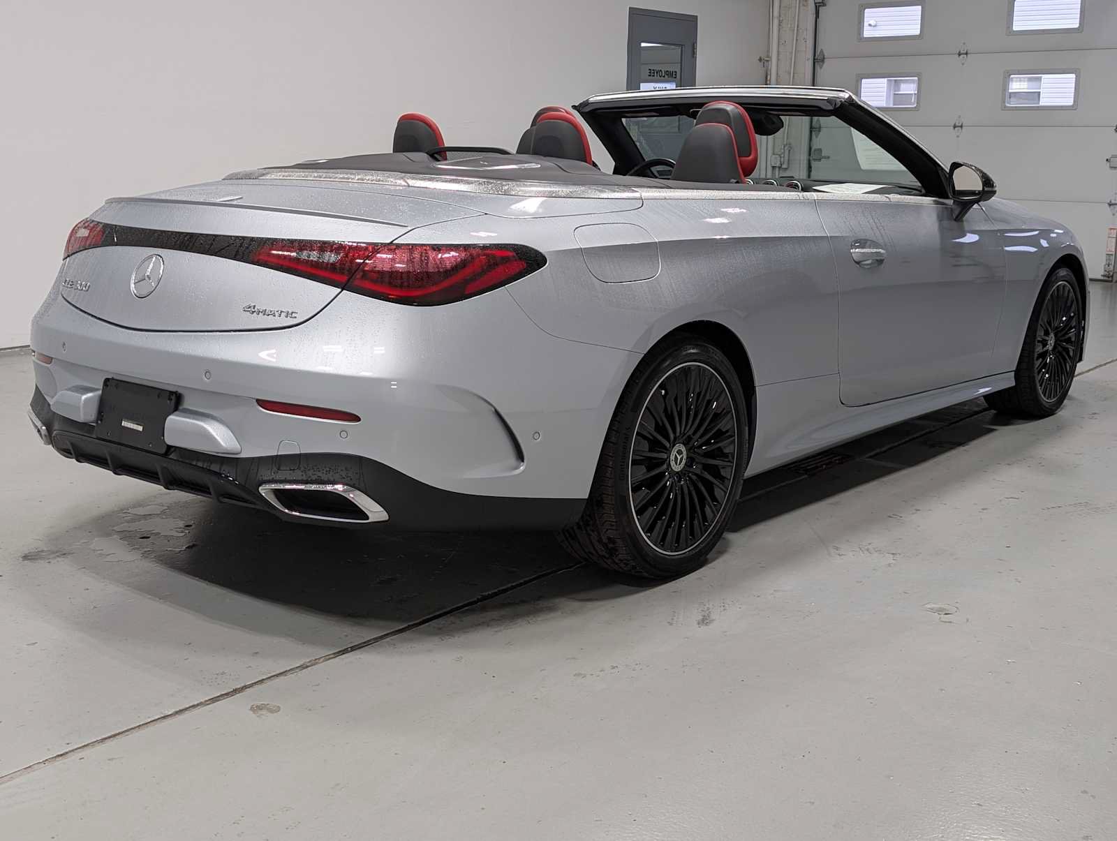 Used 2024 Mercedes-Benz CLE 300 4MATIC Cabriolet image 9