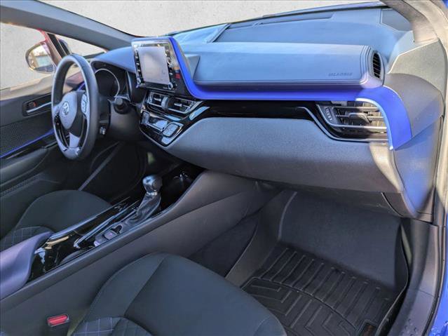 Used 2021 Toyota C-HR XLE image 20