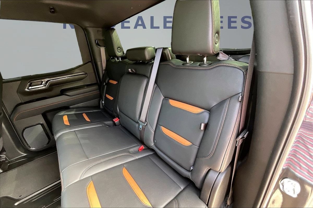 Used 2024 GMC Sierra 1500 AT4 AWD/4WD image 21