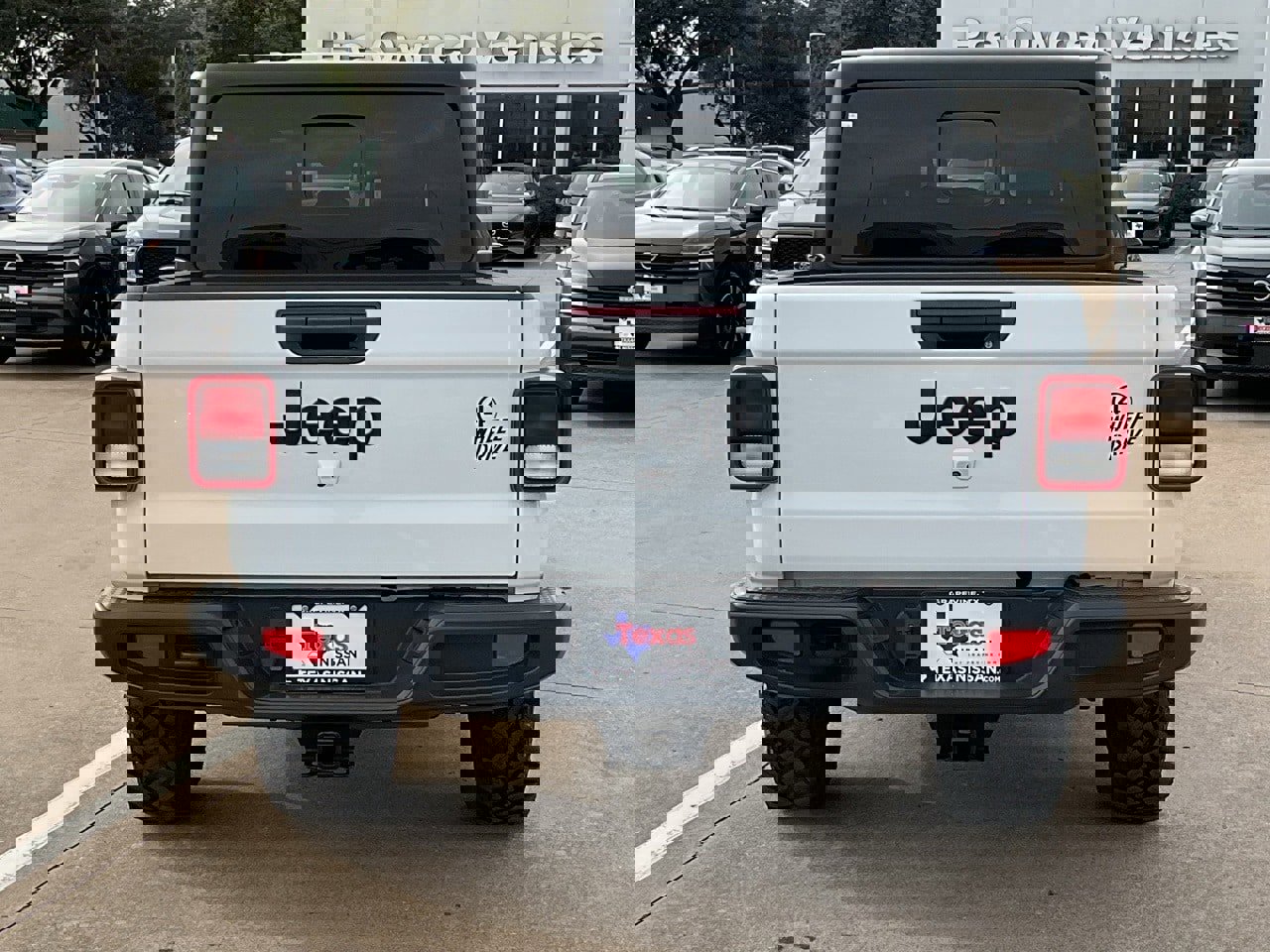 Used 2022 Jeep Gladiator Sport image 6