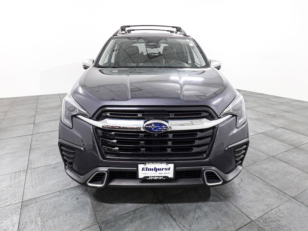 Used 2023 Subaru Ascent Touring image 2
