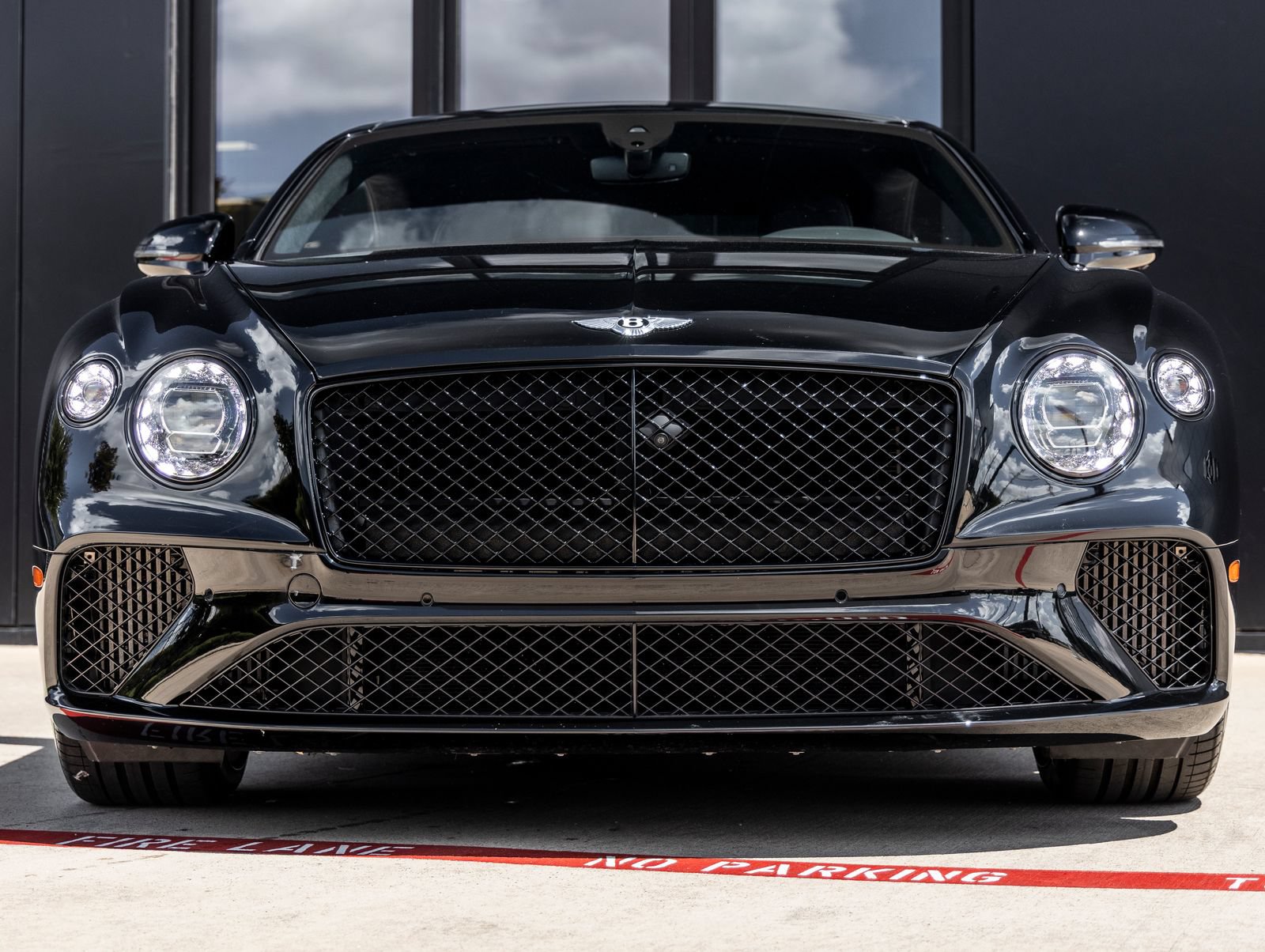 Used 2023 Bentley Continental GT Mulliner AWD/4WD image 4