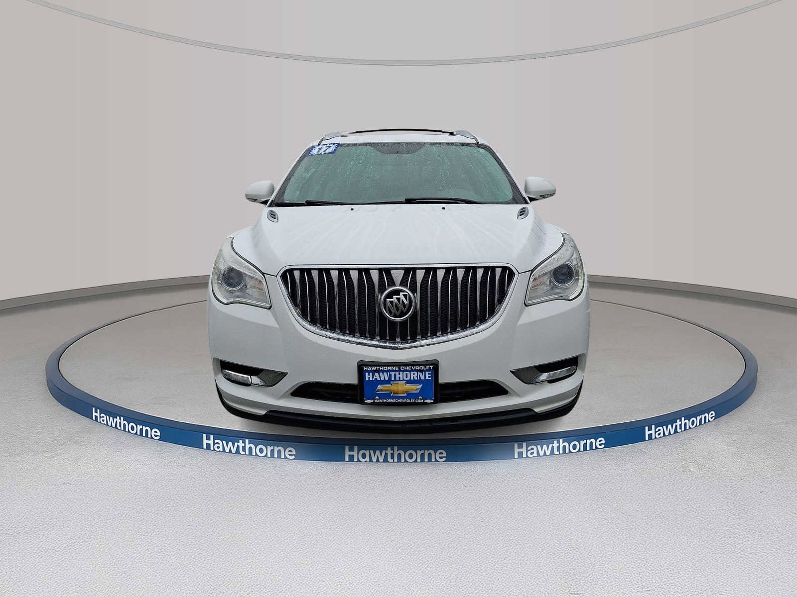 Used 2017 Buick Enclave Leather image 2