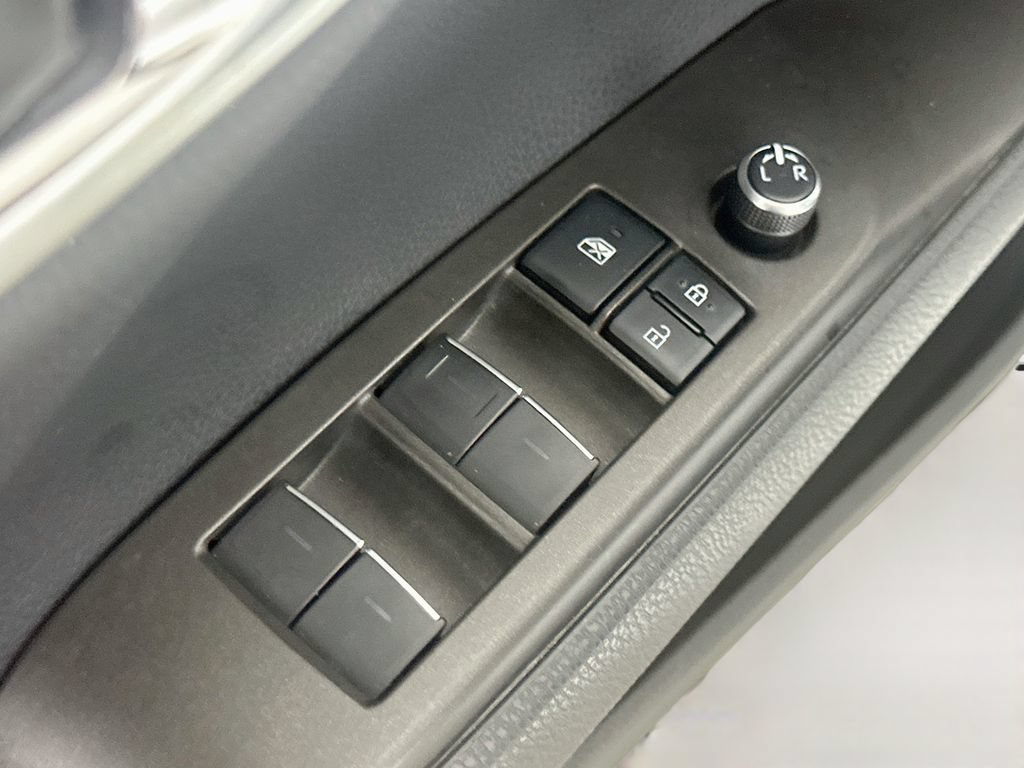 Used 2021 Toyota Camry XSE w/ Navigation Package FWD image 20