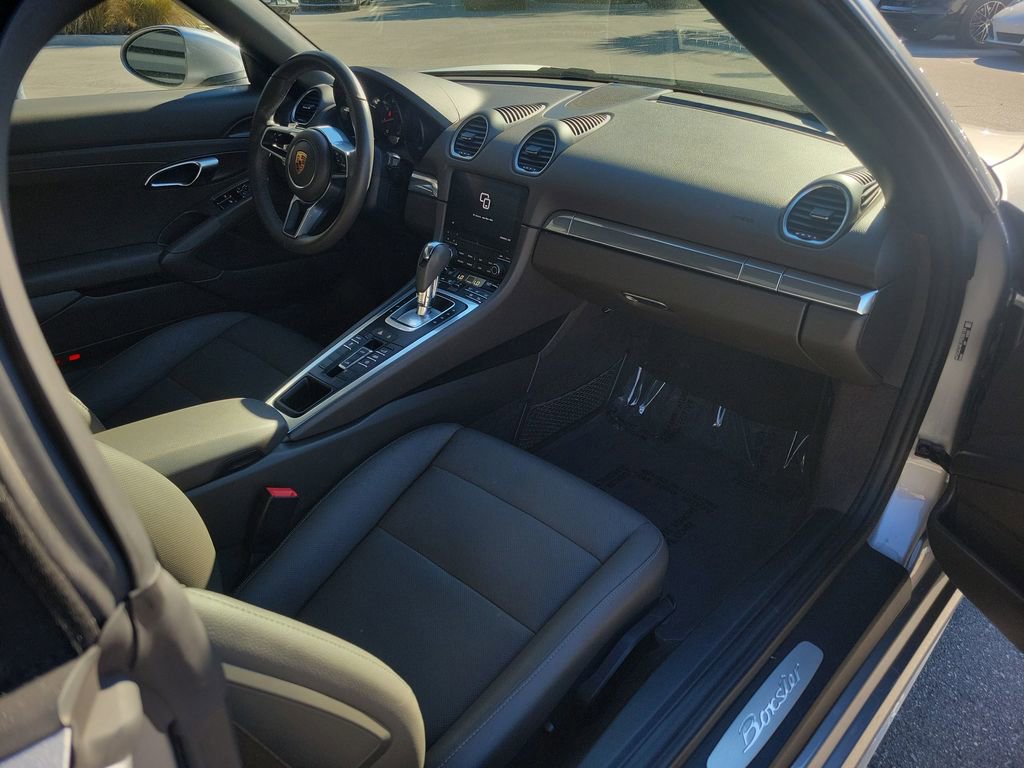 Certified 2023 Porsche 718 Boxster image 19