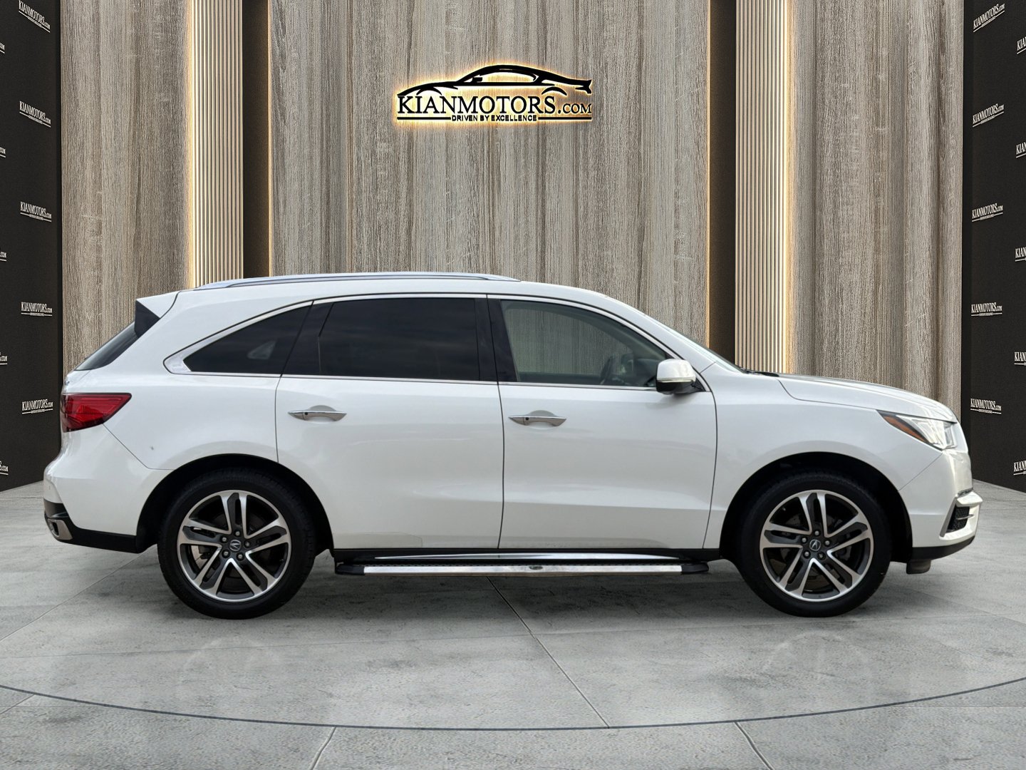 Used 2017 Acura MDX SH-AWD w/ Advance Package image 8