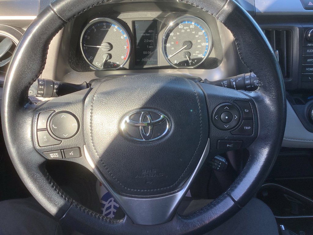 Used 2017 Toyota RAV4 Limited image 16