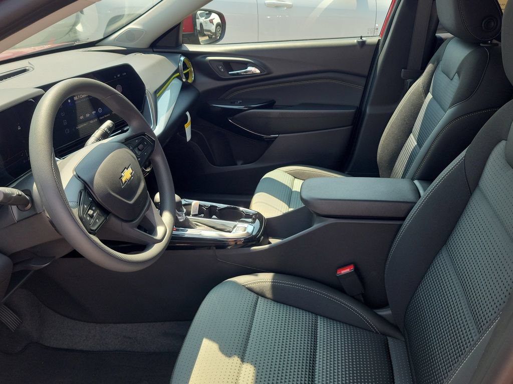 New 2026 Chevrolet Trax LT FWD image 16