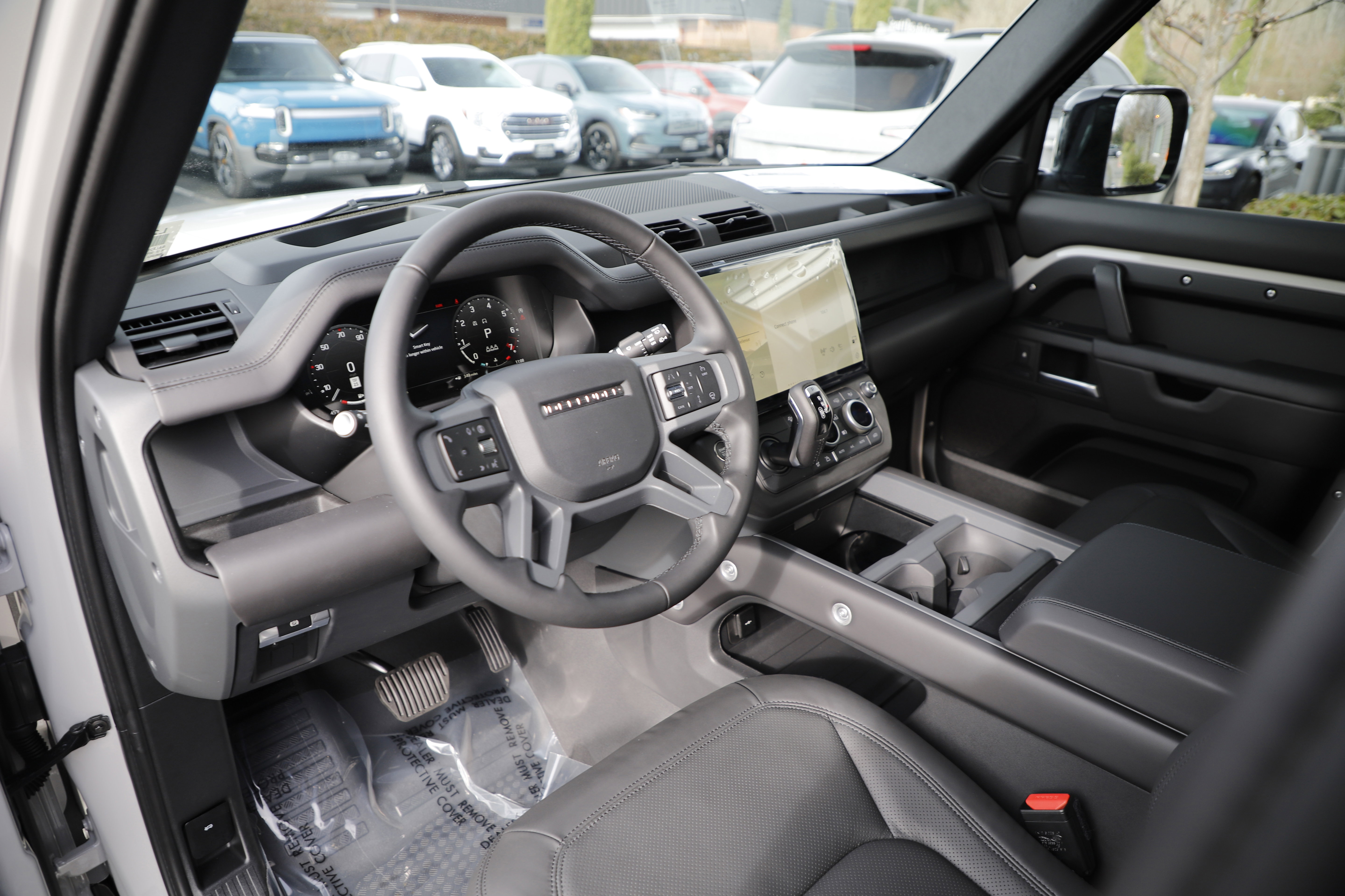 New 2026 Land Rover Defender 110 X-Dynamic SE image 18