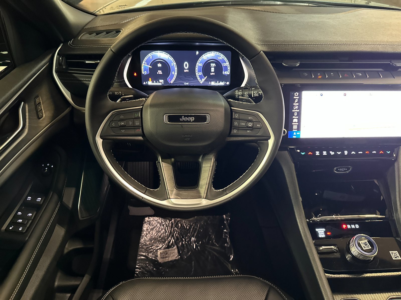New 2026 Jeep Grand Cherokee Limited AWD/4WD image 13
