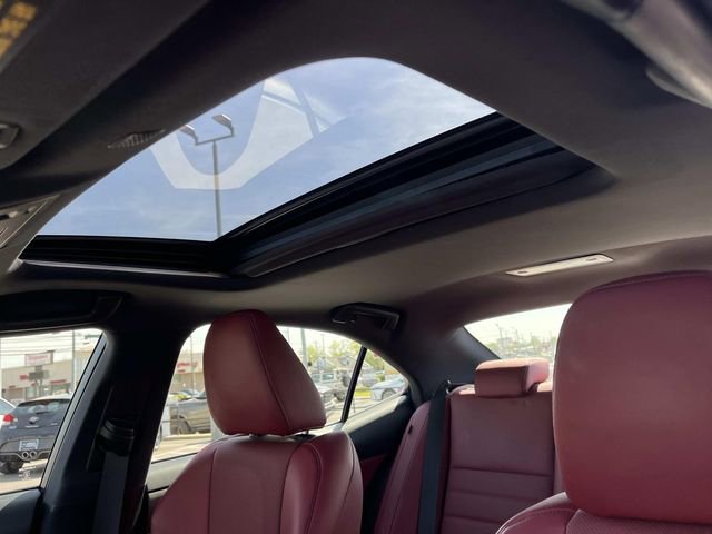 Used 2020 Lexus IS 350 F Sport w/ F Sport Package RWD image 25