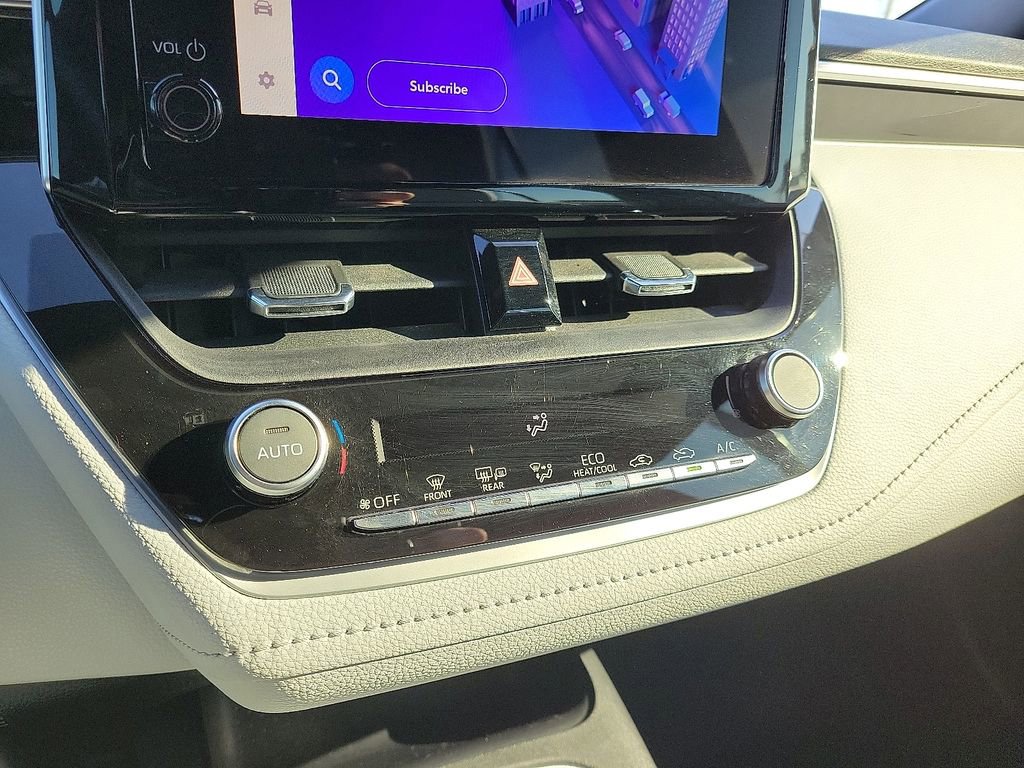 Used 2024 Toyota Corolla SE image 19