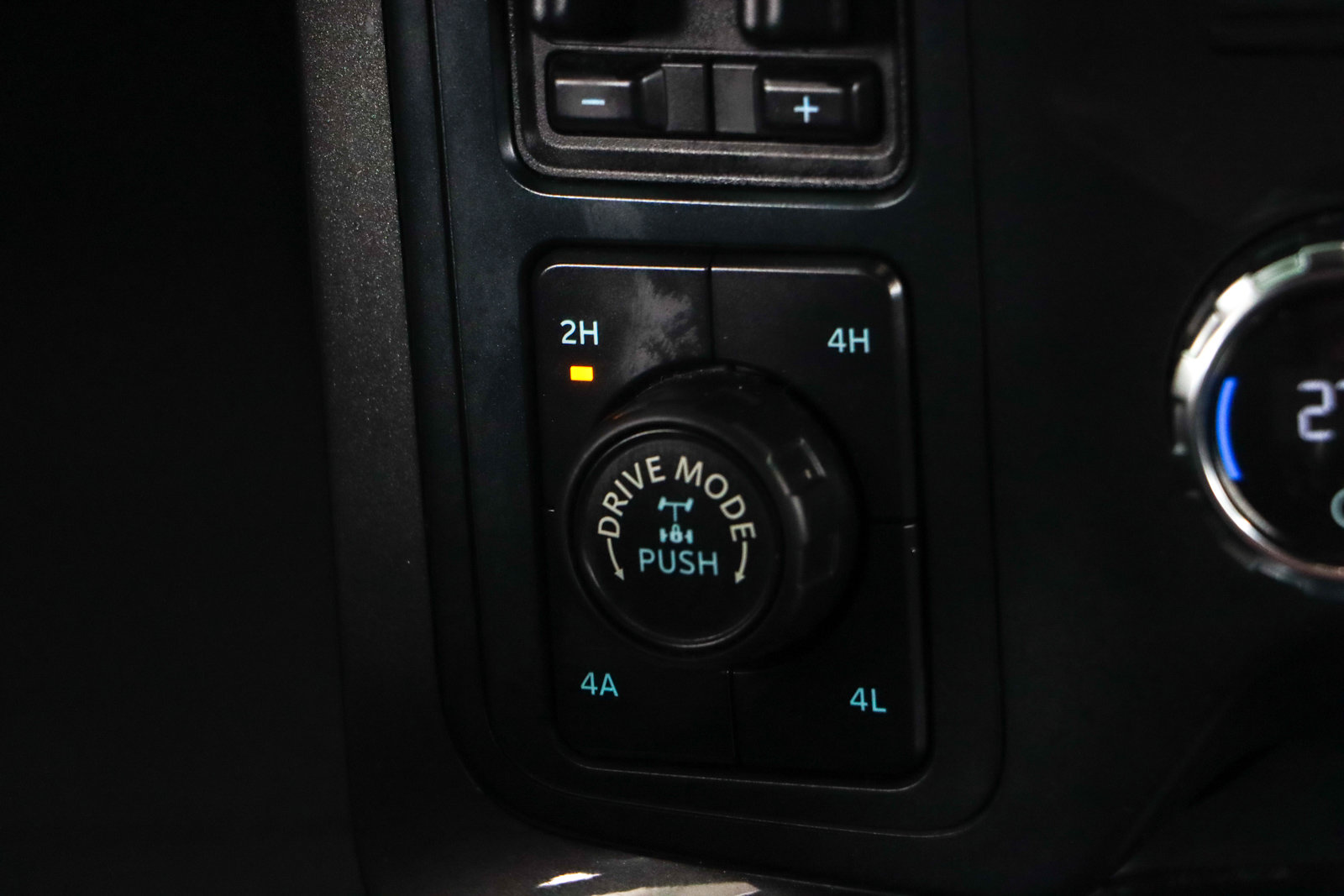 Used 2021 Ford F150 Lariat w/ Equipment Group 502A High image 22