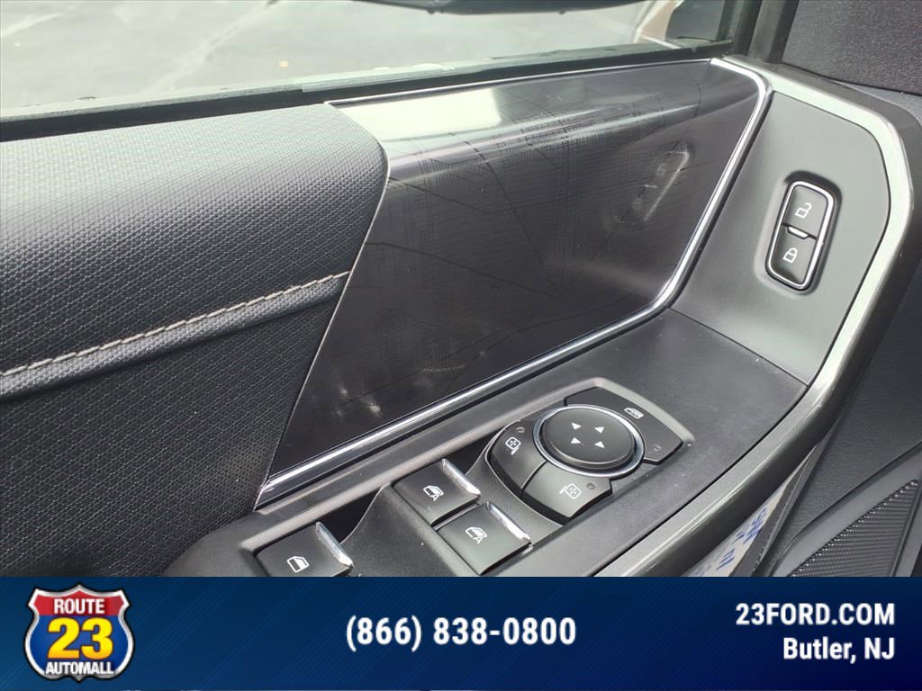 Certified 2022 Ford F150 XLT w/ Equipment Group 302A High image 14