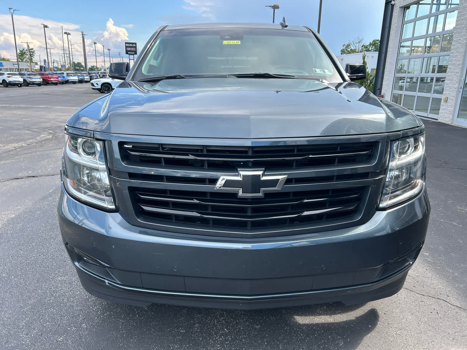 Used 2019 Chevrolet Suburban Premier AWD/4WD image 17