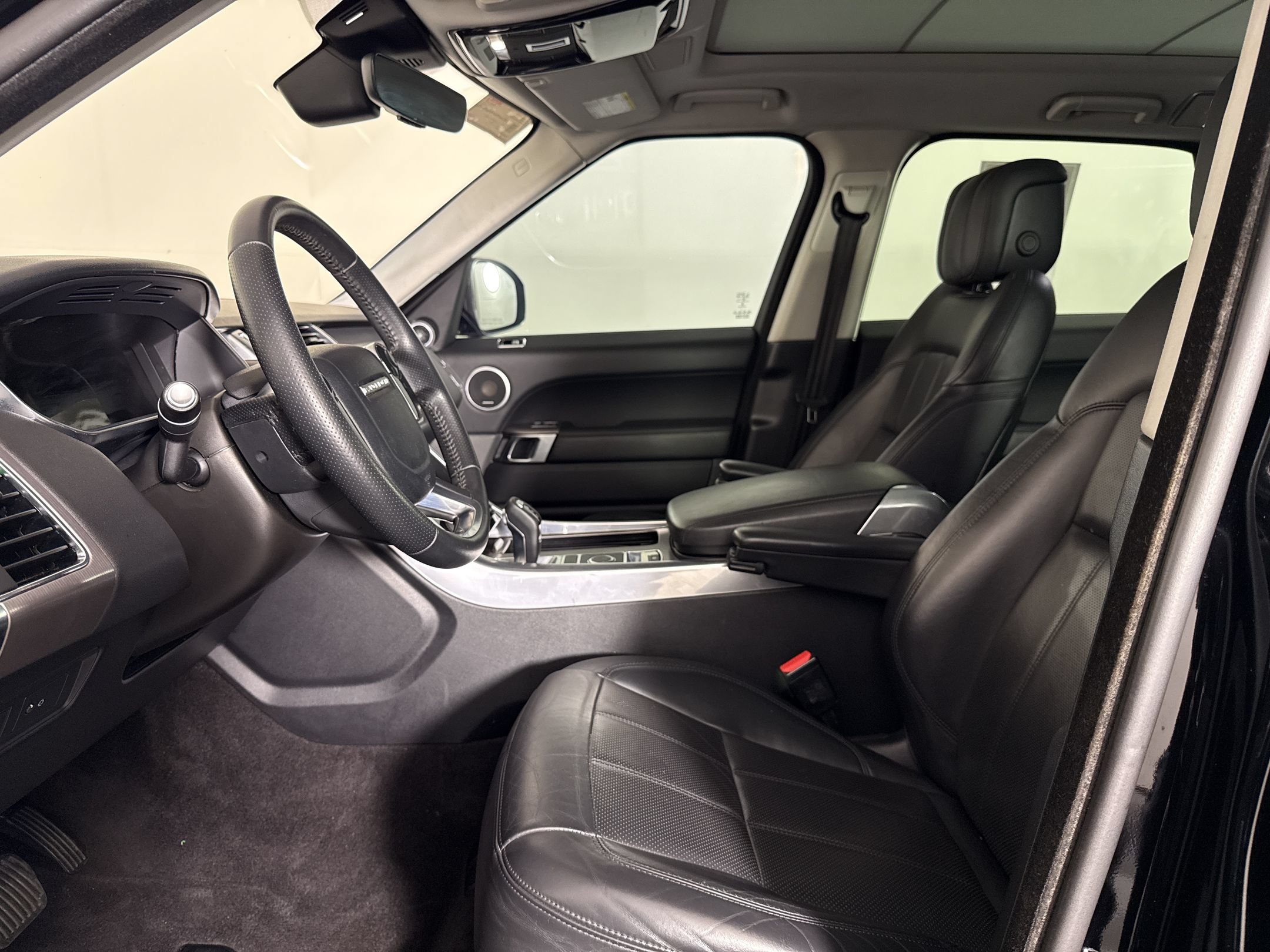 Used 2020 Land Rover Range Rover Sport HSE AWD/4WD image 23
