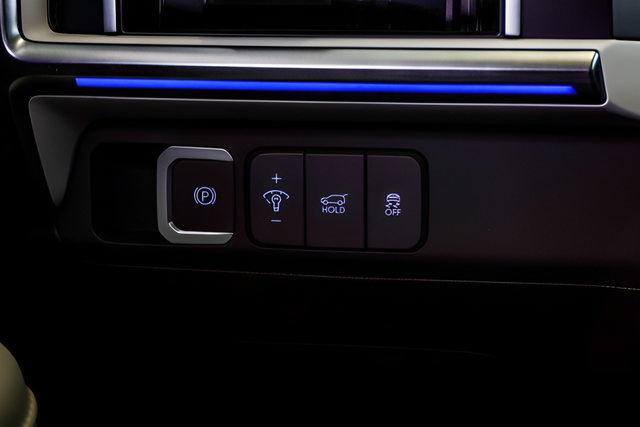 Certified 2025 Hyundai Santa Fe Calligraphy AWD/4WD image 32