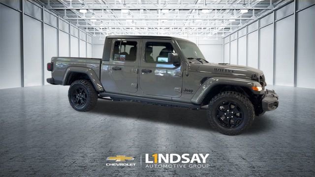 Used 2021 Jeep Gladiator Willys image 2