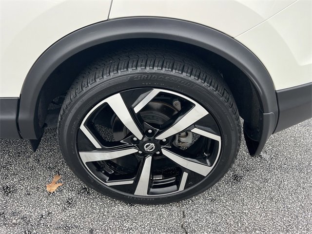 Used 2022 Nissan Rogue Sport SL image 33