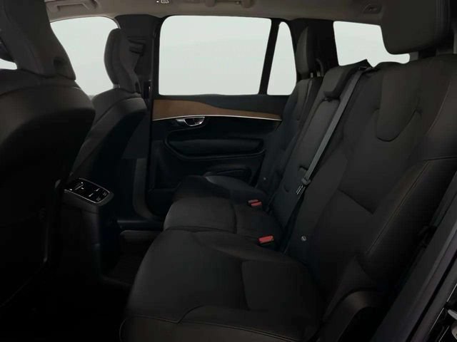 Used 2024 Volvo XC90 T8 Plus w/ Protection Package Premier AWD/4WD image 67