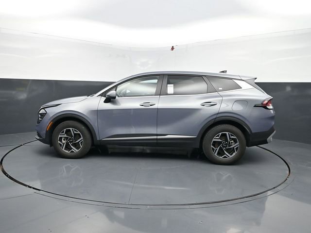 Used 2025 Kia Sportage LX image 5