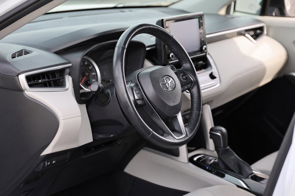 Used 2022 Toyota Corolla Cross LE image 10