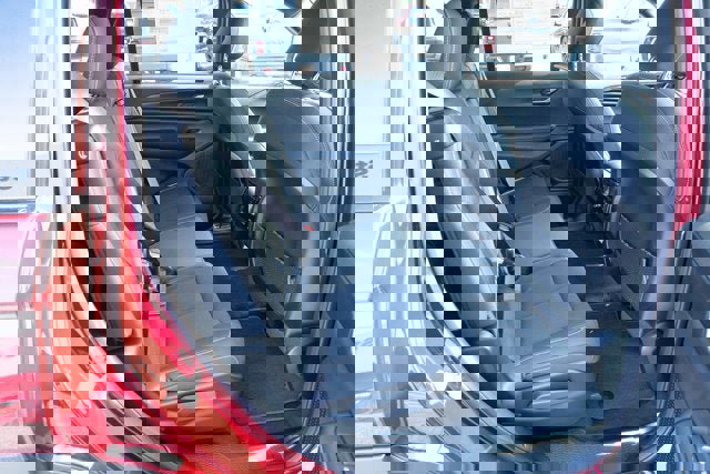 New 2025 Jeep Grand Cherokee L Laredo image 36