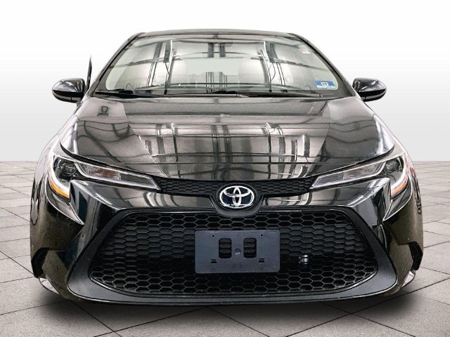 Used 2021 Toyota Corolla LE FWD image 3